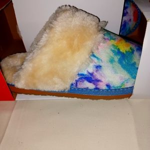 Minnetonka slippers